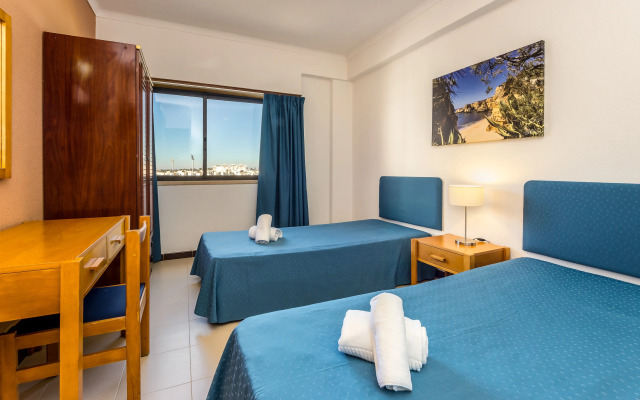 Apartamentos Turísticos Janelas do Mar