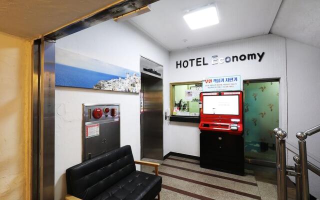 Economy Hotel
