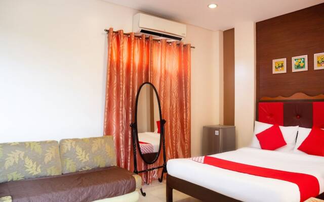 Monclaire Suites By OYO Rooms