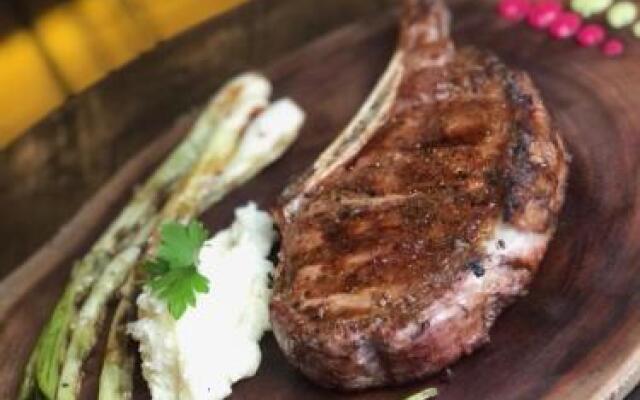 Aruma Hotel & Boutique