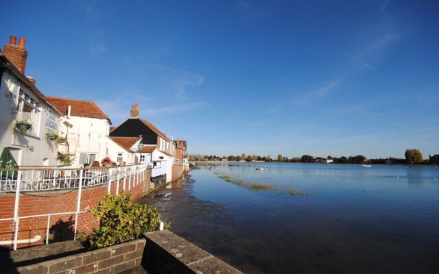 Oysters, Bosham 25299