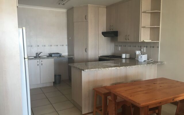 Mentors Country Estate