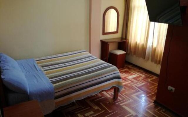 Oscar's Hostal