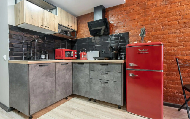 Метры в центре на улице Моховая 16