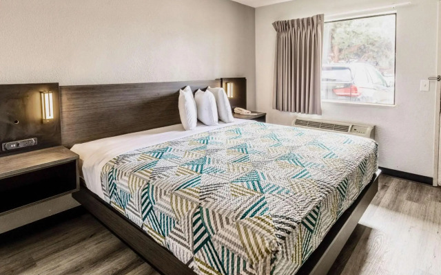 Motel 6 Carlsbad, CA - East