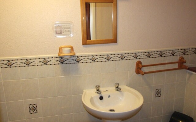 The Red Lion Country Inn