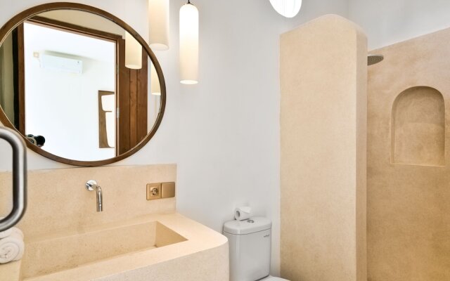 Elena Villa by Betterplace