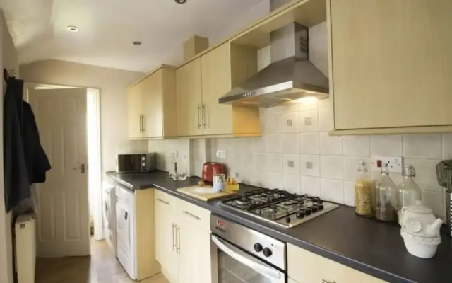 RoomTel - Brook House