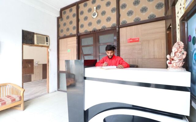 Oyo 22678 Hotel Unique House