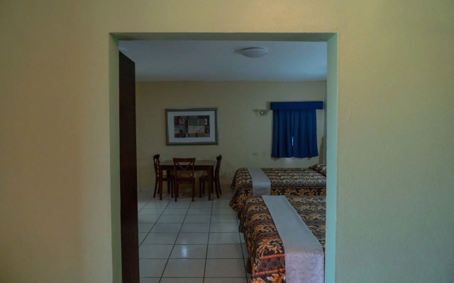 Cactus Inn Los Cabos