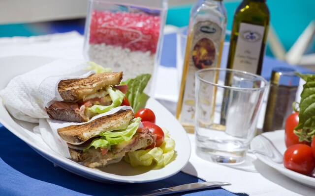 Hotel Vittorio Beach Resort