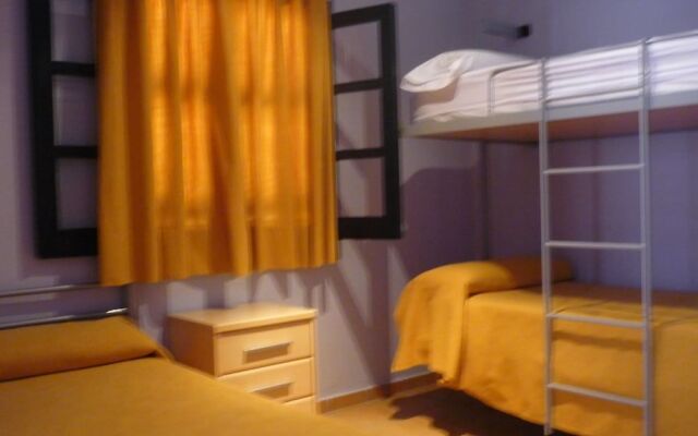 Albergue Inturjoven Punta Umbria - Hostel