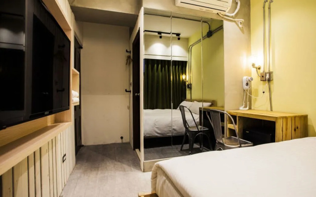Taichung Loft Hostel - Yizhong