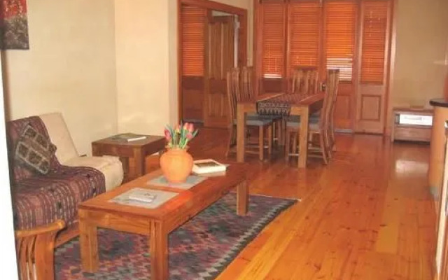 Rialto Apartment 2