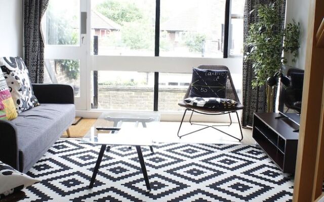 The Jericho Daydream - Lovely 3Bdr Jericho Townhouse