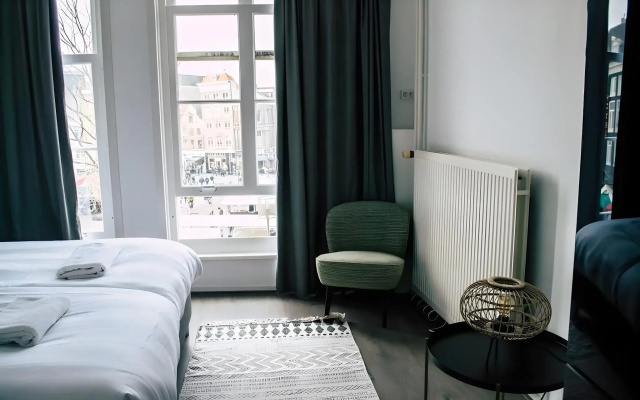 Rembrandt Square Hotel