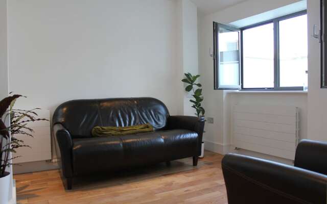 1 Bedroom Property in Central London With Terrace