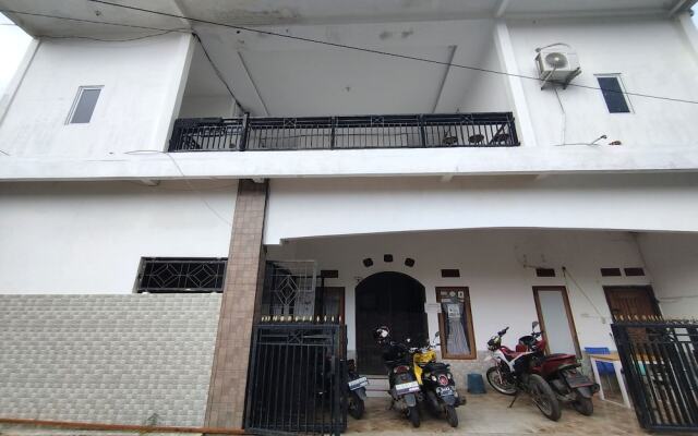 Wisma Hiro Pertiwi by OYO Rooms