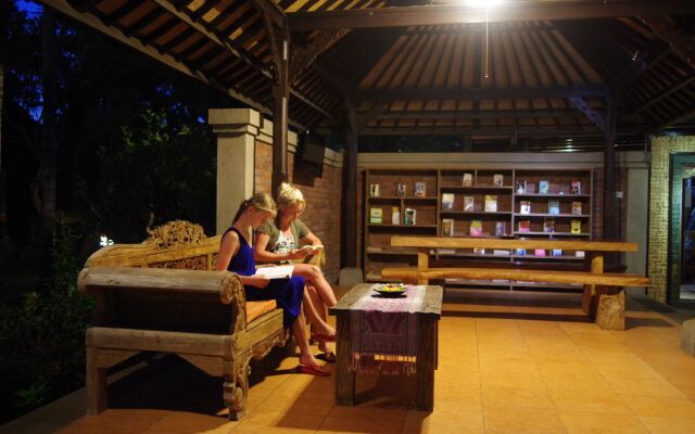 Tirta Sari Bungalows & Spa