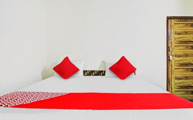 OYO Flagship 80594 Skyway Residency