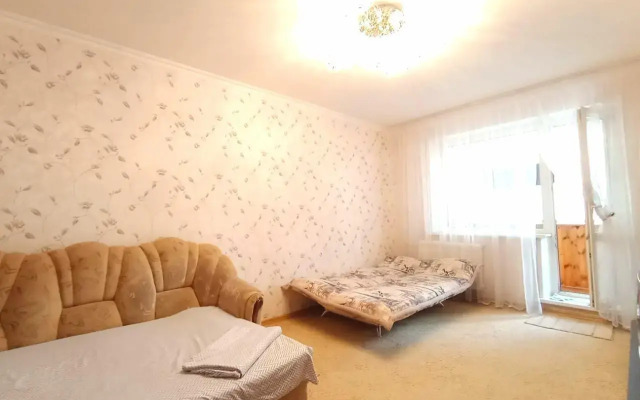 Апартаменты на проспекте Созидателей 54