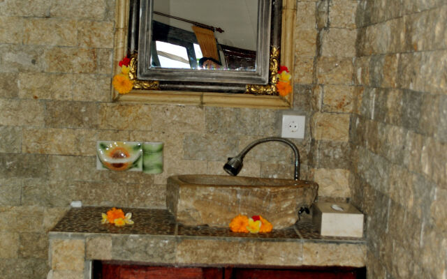 Titi Sedana Homestay