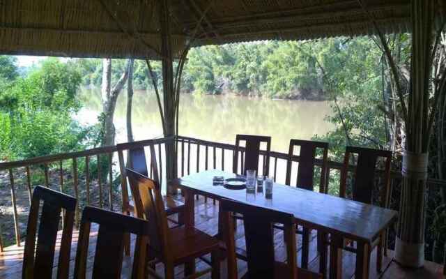 Bird Song Lodge - Minh Shack Home Stay