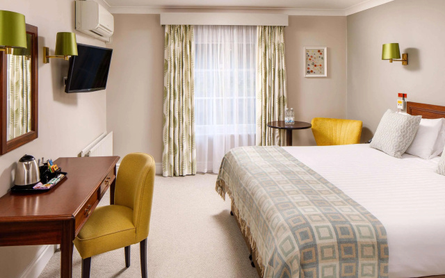 Mercure Gloucester Bowden Hall Hotel