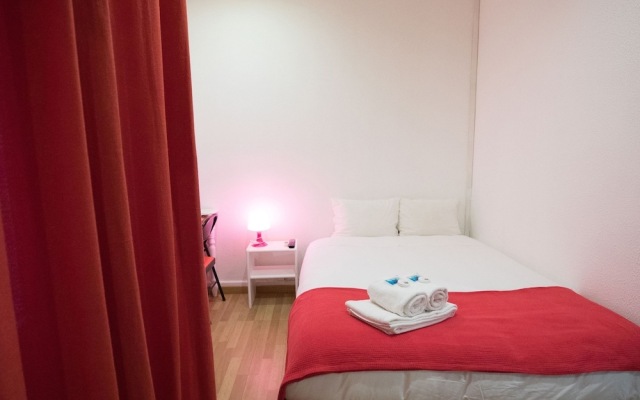 Peters Guesthouse - AL