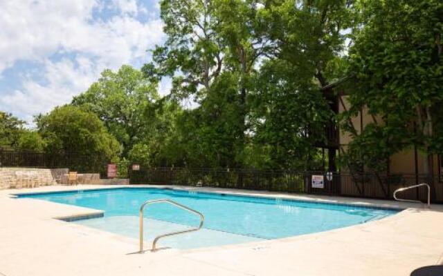 Condo de Comal CWC101