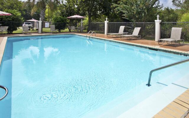 Holiday Inn Express Breaux Bridge by IHG