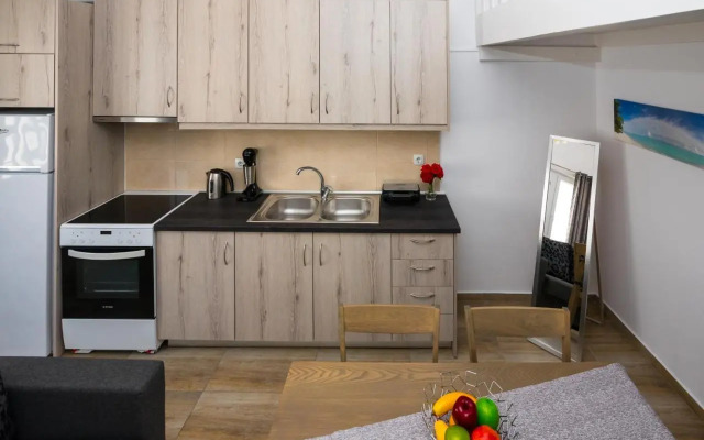 Sunny Apartment - Triovasalos