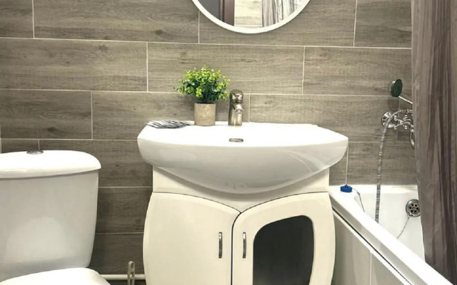 На Сутки на переулке Светлогорский