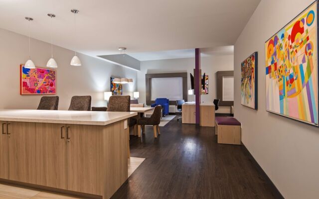 Best Western Premier Winnipeg East Inn & Suites
