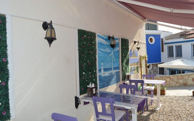 Ege Hotel