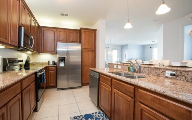 Vista Cay Jewel 3 Bedroom Condo
