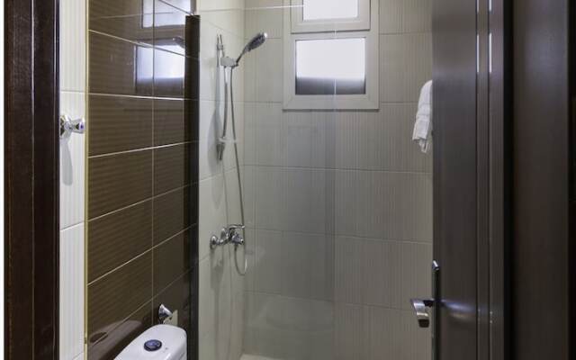 Oyo 160 Dotel Suites