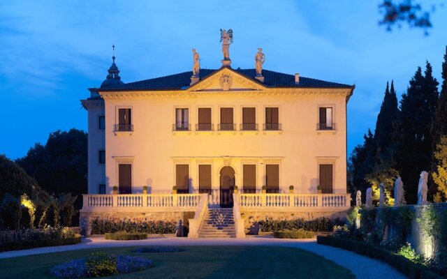 Palazzina di Villa Valmarana