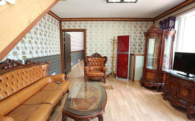 Gurye Piagol Park Pension