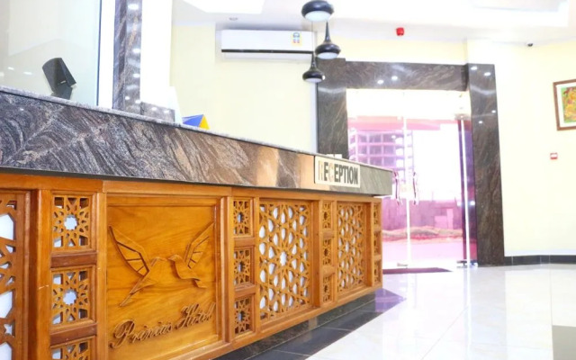Prinias Hotel