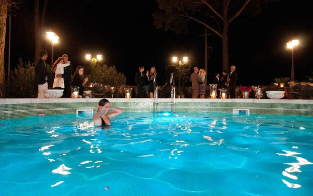 Villa Euchelia Resort