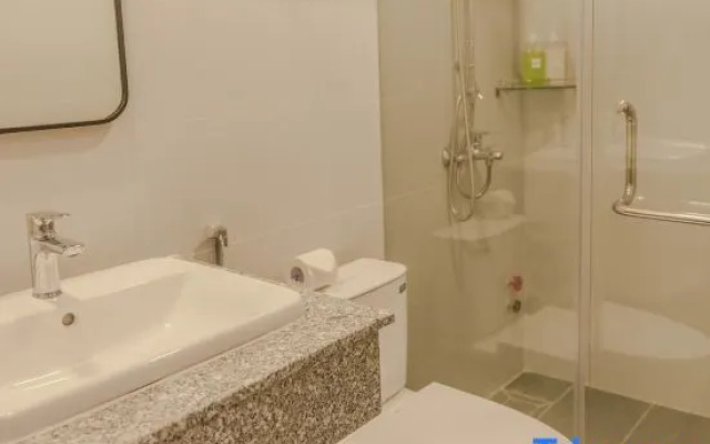 MyGarden Villa Phan Thiet Beachfront – Bathroom – Phan Thiet
