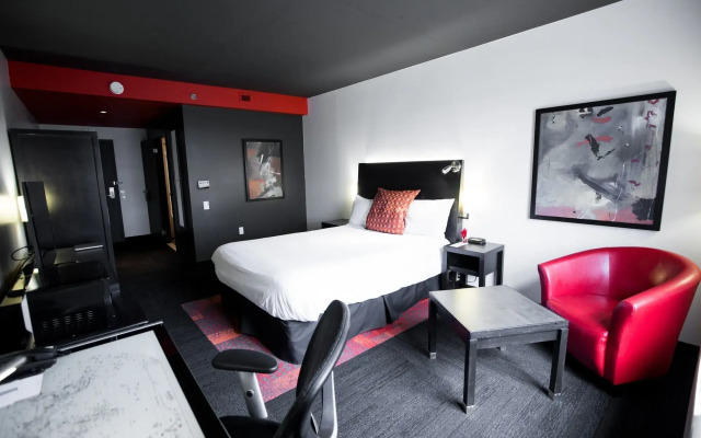 Grand Times Hotel Quebec City Airport