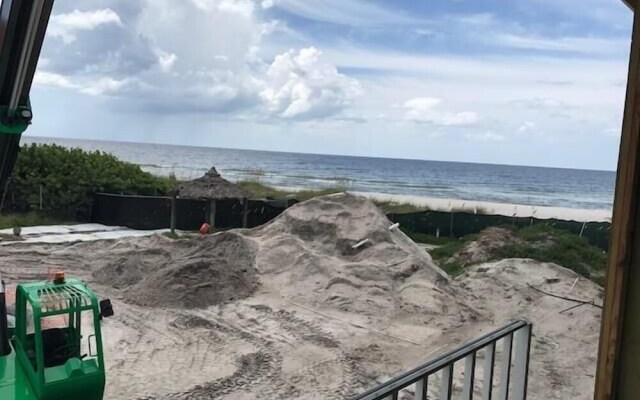 Gulf View Suite 205 Apartment 1