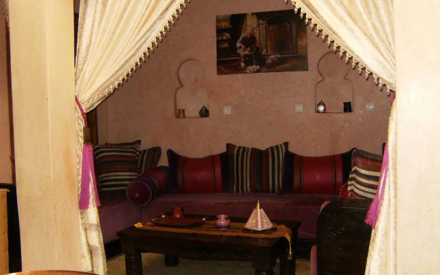 Riad Bab Tilila
