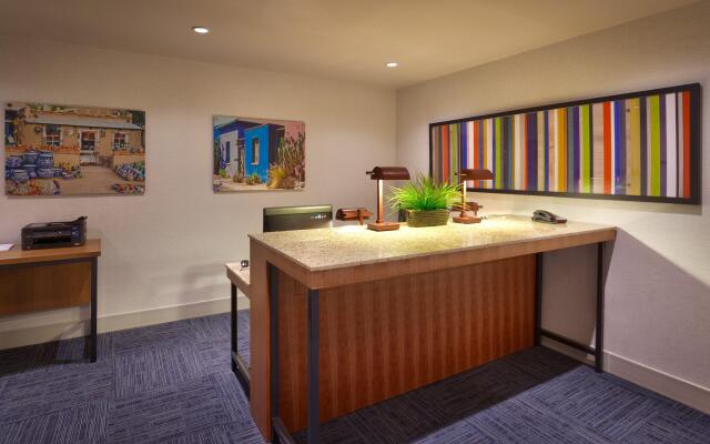 Holiday Inn Express & Suites Phoenix West - Buckeye, an IHG Hotel