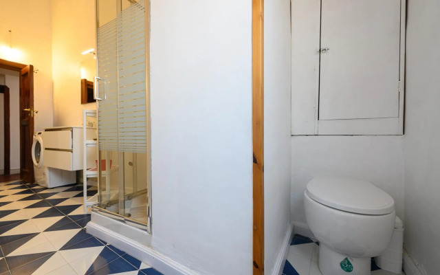 Via San Pasquale a Chiaia 48