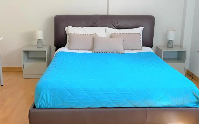 Bright, Cosy Studio close to Glyfada Beach & Center
