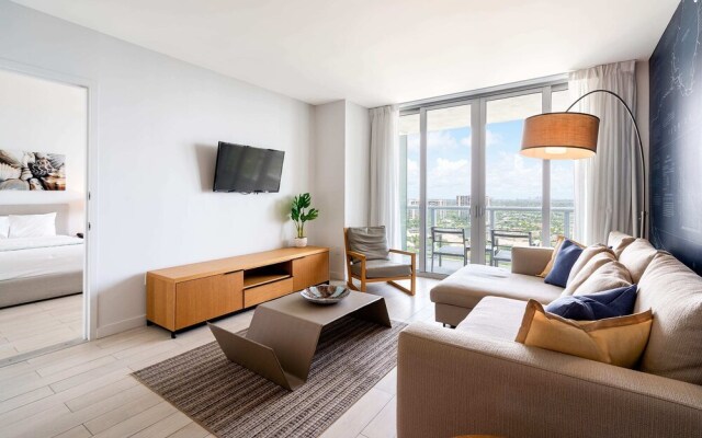 Beach Walk Resort Lux Apts by SV Rentals