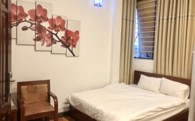 OYO 1035 Hoa Hong Hostel